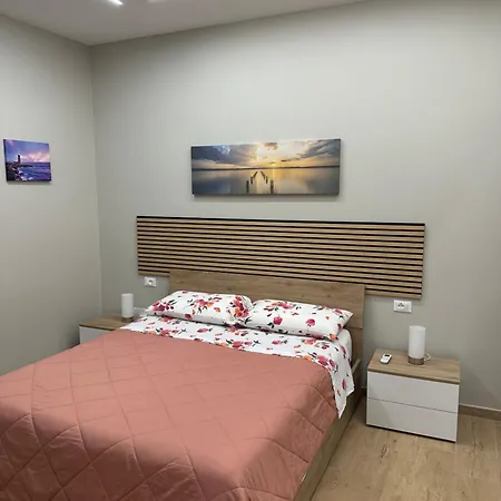 Fix Fco Apartament *